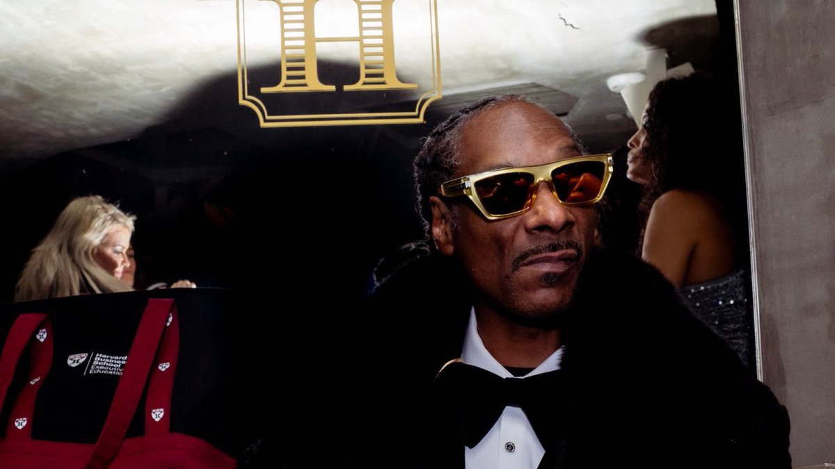 Mario Nawfal tweet media