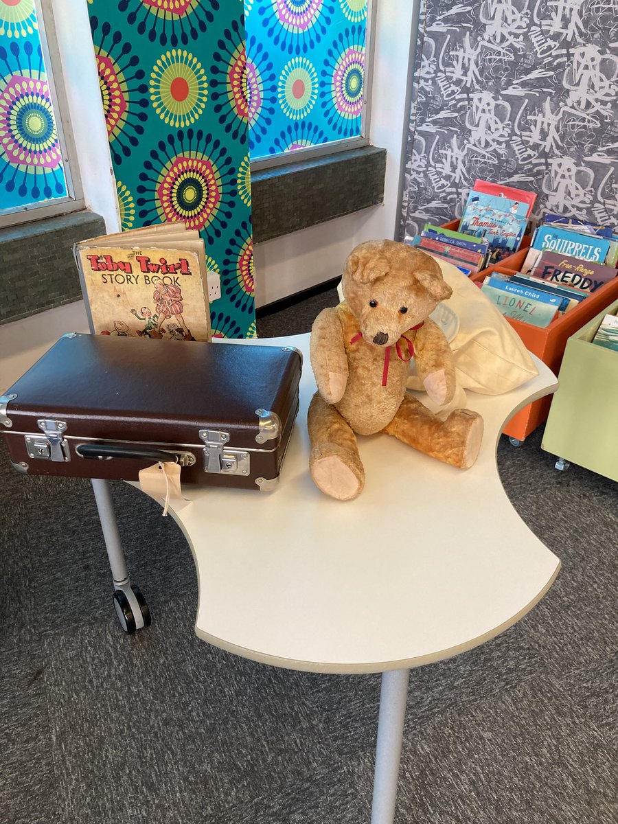 Bromley Libraries tweet media