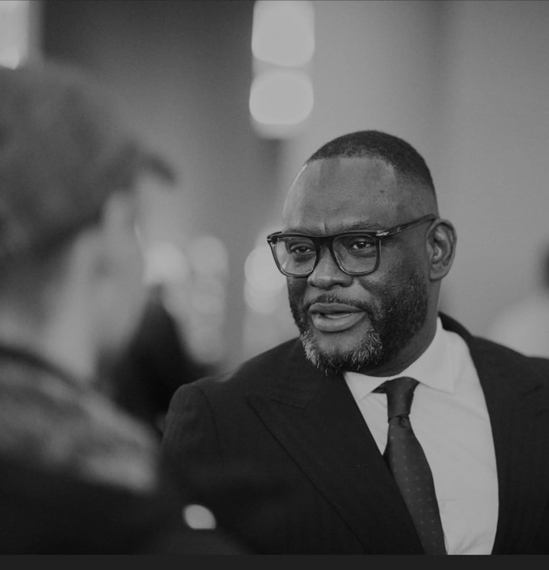 peroluwara1 tweet media