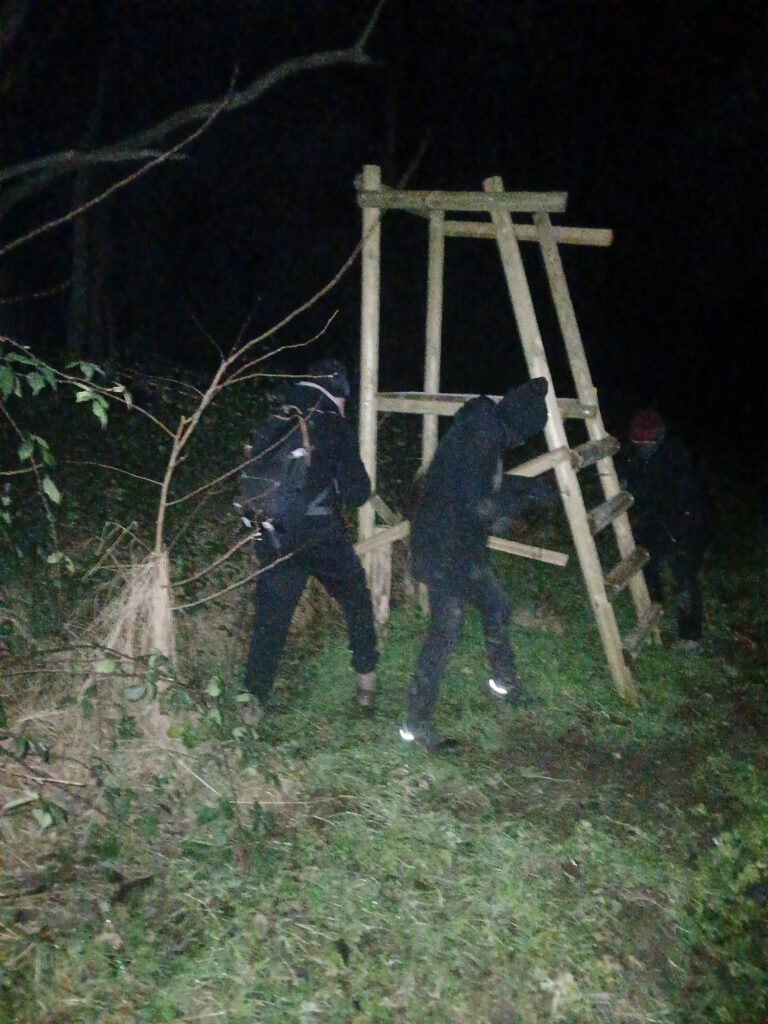 NAALPO's tweet photo. 22 Hunting Towers Destroyed in France (Yonne)

During the second week of January 2025, in the North-East of France (Yonne), we destroyed 22 hunting towers in one night. 

PS: Hunters, you can rebuild them, we will come back.

https://t.co/uxJxyBbiHT https://t.co/0jXSwwP8Ri
