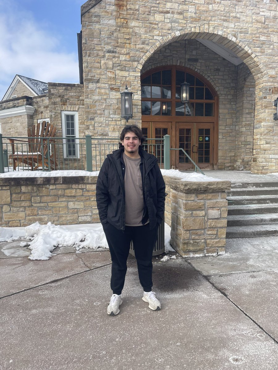 Dylan_60_Tucker's tweet photo. I had a great time at my overnight visit this weekend for @SLU_Football. Thank you @CoachLeto54 and @SLUCoachPuck for the hospitality and showing me around campus again. Can’t wait to get back up to campus. 

@CoachElsasser @Ant_Coach_Cap @PRZCaleb @DirectRays https://t.co/gtcUFYFpwp