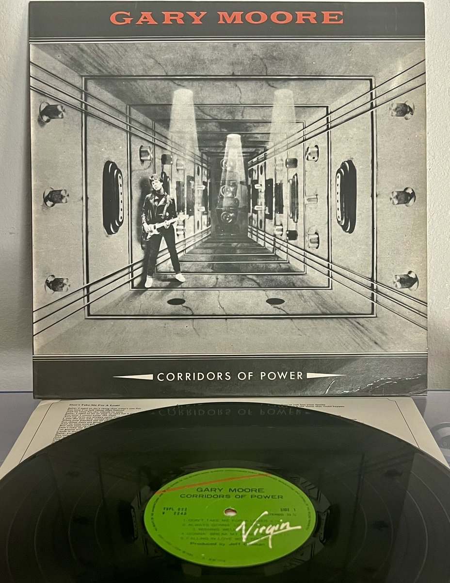 MoKnowsMetal's tweet photo. With the rhythm section of Ian Paice and Neil Murray in tow there’s a reason why these nine hard rock and blues infused tracks may sound and feel a bit like late 70’s evolving towards heavy metal Whitesnake. 
#GaryMoore #CorridorsOfPower
Big fan of all the Gary Moore discography. https://t.co/LNVNcsYcwy