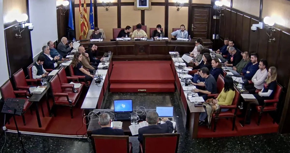 🗣️<a href="/alvarorodilla/">Alvaro Rodilla</a> : Hem desenvolupat mesures de protecció i atenció a l’emergència habitacional i hem fomentat solucions habitacionals, que han servit per ser un dels municipis on l’habitatge es considera un dret a garantir. #santacoloma #plegramenet 🌹