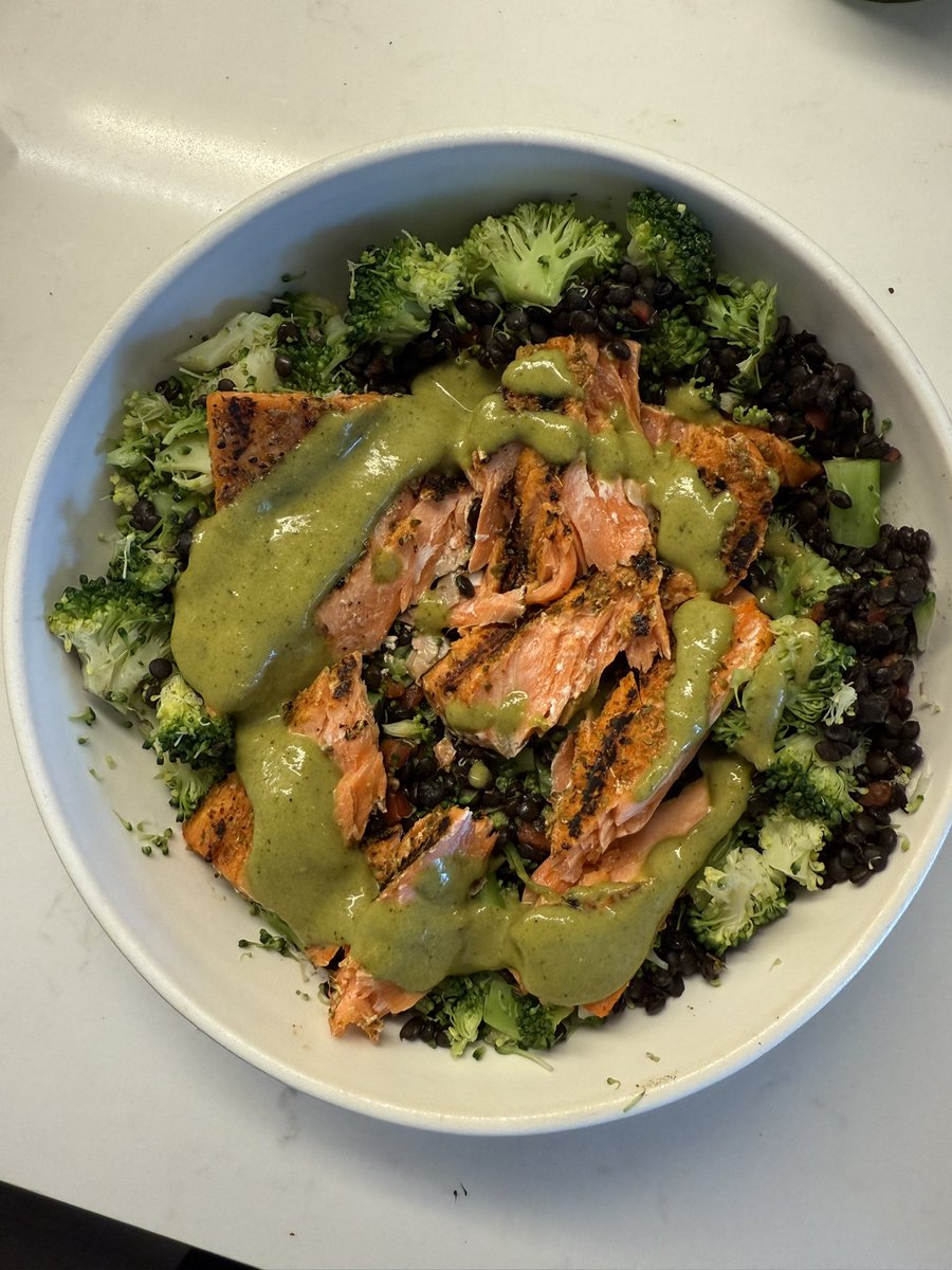 Jack (@jack_naglieri) on Twitter photo Weekends are for meal prep!
Black lentils, steamed broccoli, red pepper, with wild caught salmon, and roasted poblano dressing (all homemade).
Blueprint approved <a href="/bryan_johnson/">Bryan Johnson</a>?? Weekends are for meal prep!
Black lentils, steamed broccoli, red pepper, with wild caught salmon, and roasted poblano dressing (all homemade).
Blueprint approved <a href="/bryan_johnson/">Bryan Johnson</a>??