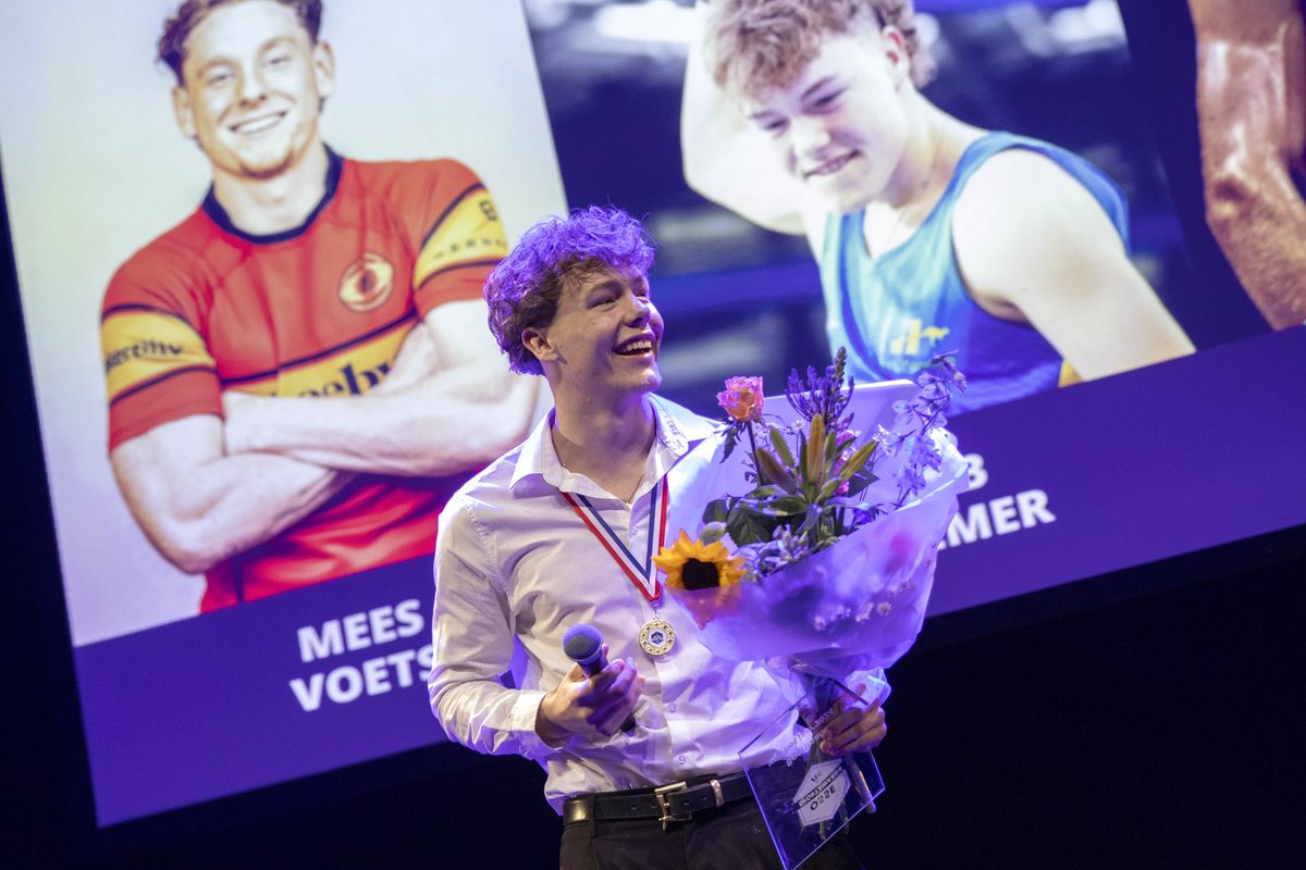Sieb Stiemer is tijdens de Osse Sportawards uitgeroepen tot sportman van het jaar! 💪

Klasse, Sieb!

#OsseSportawards