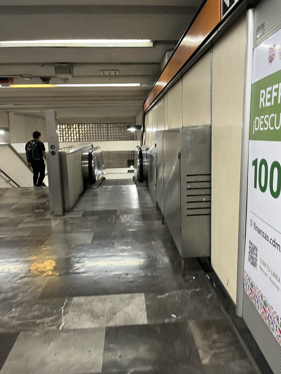 luciimirandagar's tweet photo. Mes 1
Día 12
Escaleras de línea 7 que no funcionan check.
#Metro #CiudadDeMéxico #Tacuba #Linea7 #LineaNaranja #EscalerasDescompuestas #LimosinaNaranja
@MetroCDMX @GobCDMX @LaSEMOVI @TramsyServCDMX @ClaraBrugadaM @GobiernoMX @Claudiashein @viral_metro @Viral_Metro2 https://t.co/luyl0AtfWT