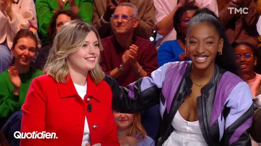 CabacoD's tweet photo. Que Twitter et les fanbases prennent exemple sur cette magnifique image 🫶🥹 bravo Marine, félicitations Ebony !
#StarAcademy #Quotidien https://t.co/XX39aC8hkY