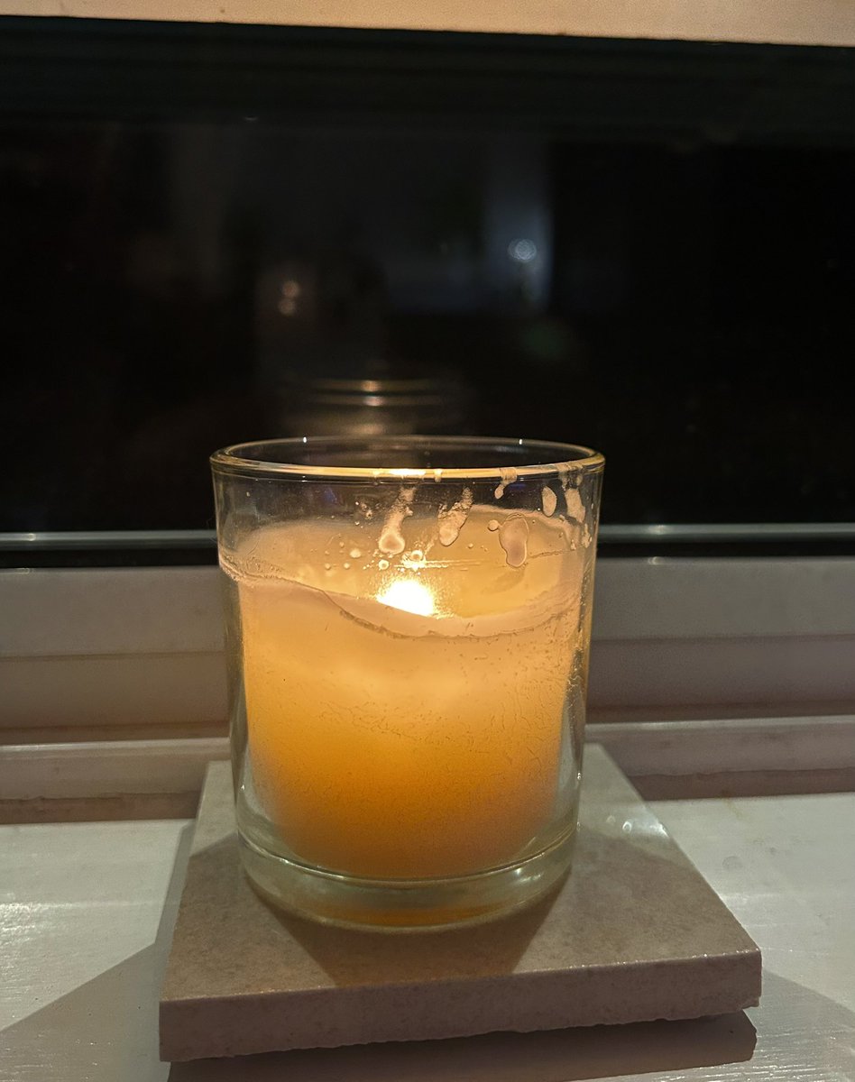 Jane Lane tweet media