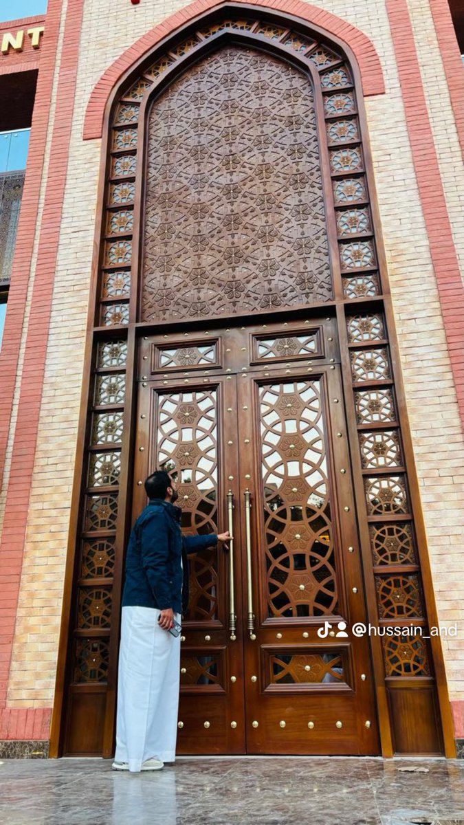 h_alandas's tweet image. بنحكي لكم عن تفاصيل .. هالبوابة التشريفية ( عن تصنيعها / مكانها / فكرتها )
بصراحة من اجمل الاعمال اللي عملناها في لمبارت @lumbart3 

قبل التفاصيل عطني رايك؟