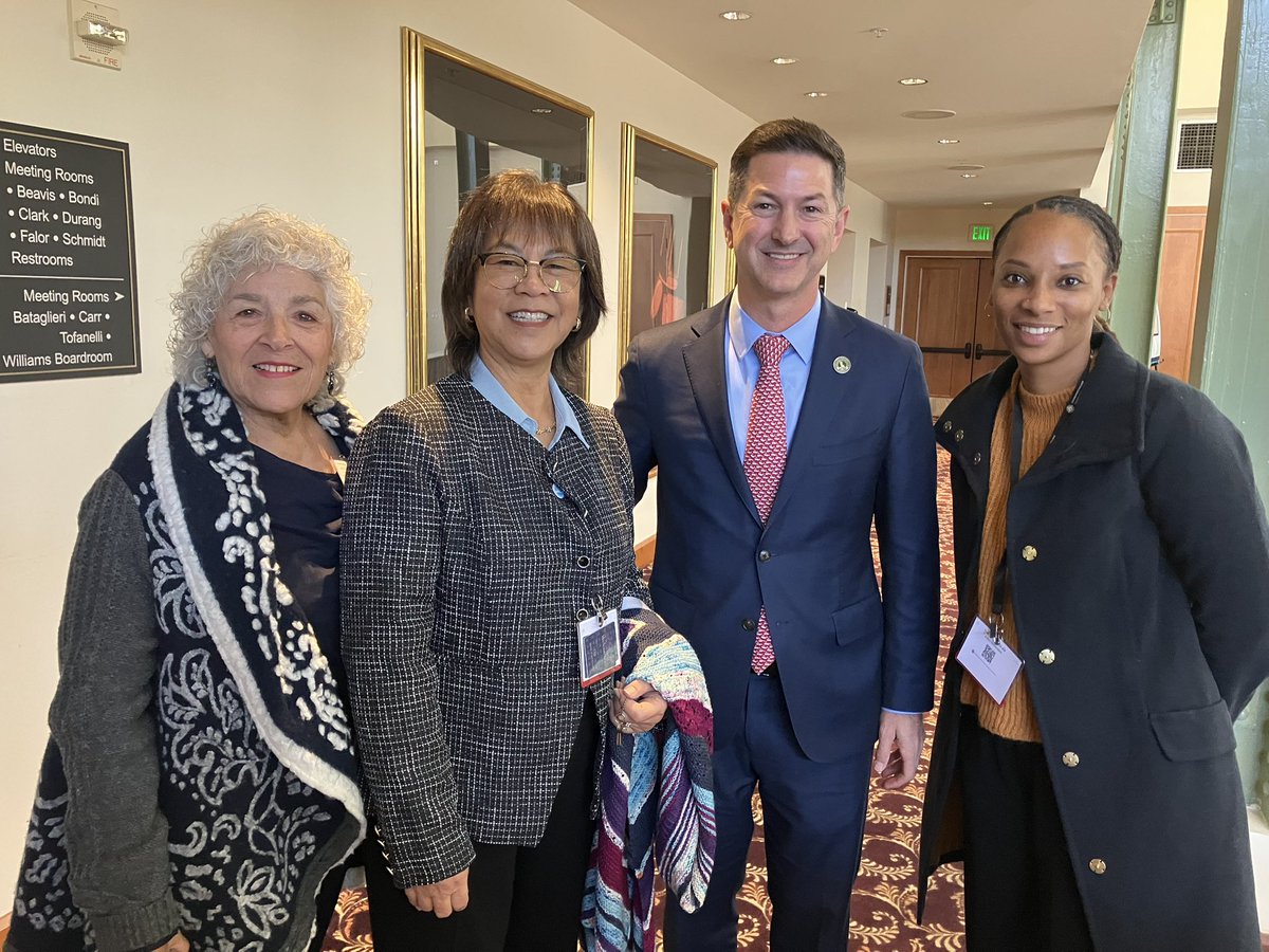 SDJackB's tweet photo. Thank you @AsmChrisWard for meeting with reps from @SDCCD and our colleagues from SD and Imperial counties. We appreciate your continued support and leadership on behalf of our 200K students! https://t.co/zNPgoCmwO3