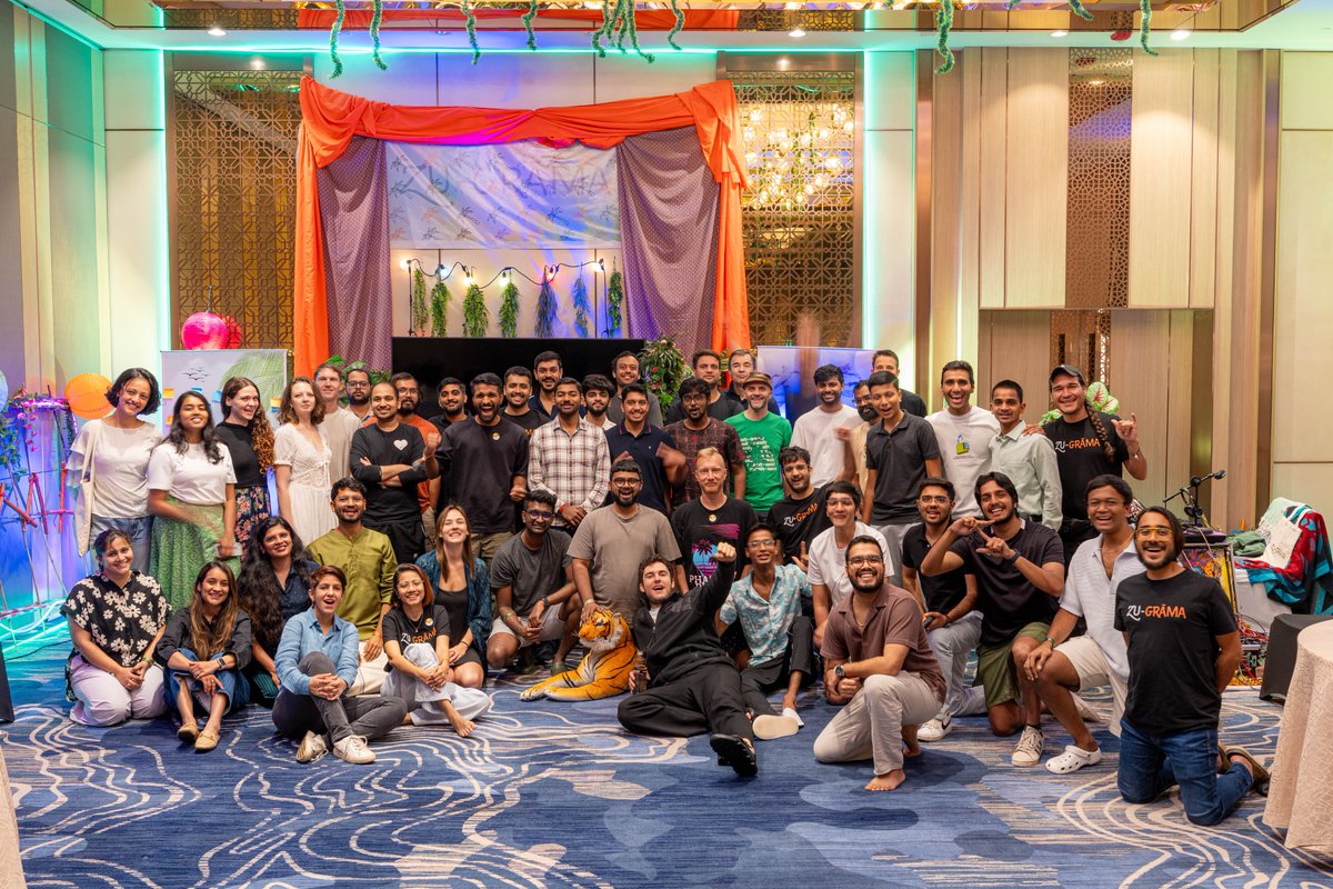 YeshodharaB's tweet image. 3 weeks done. Time flies at this place. 
Good people. Ambitious plans.