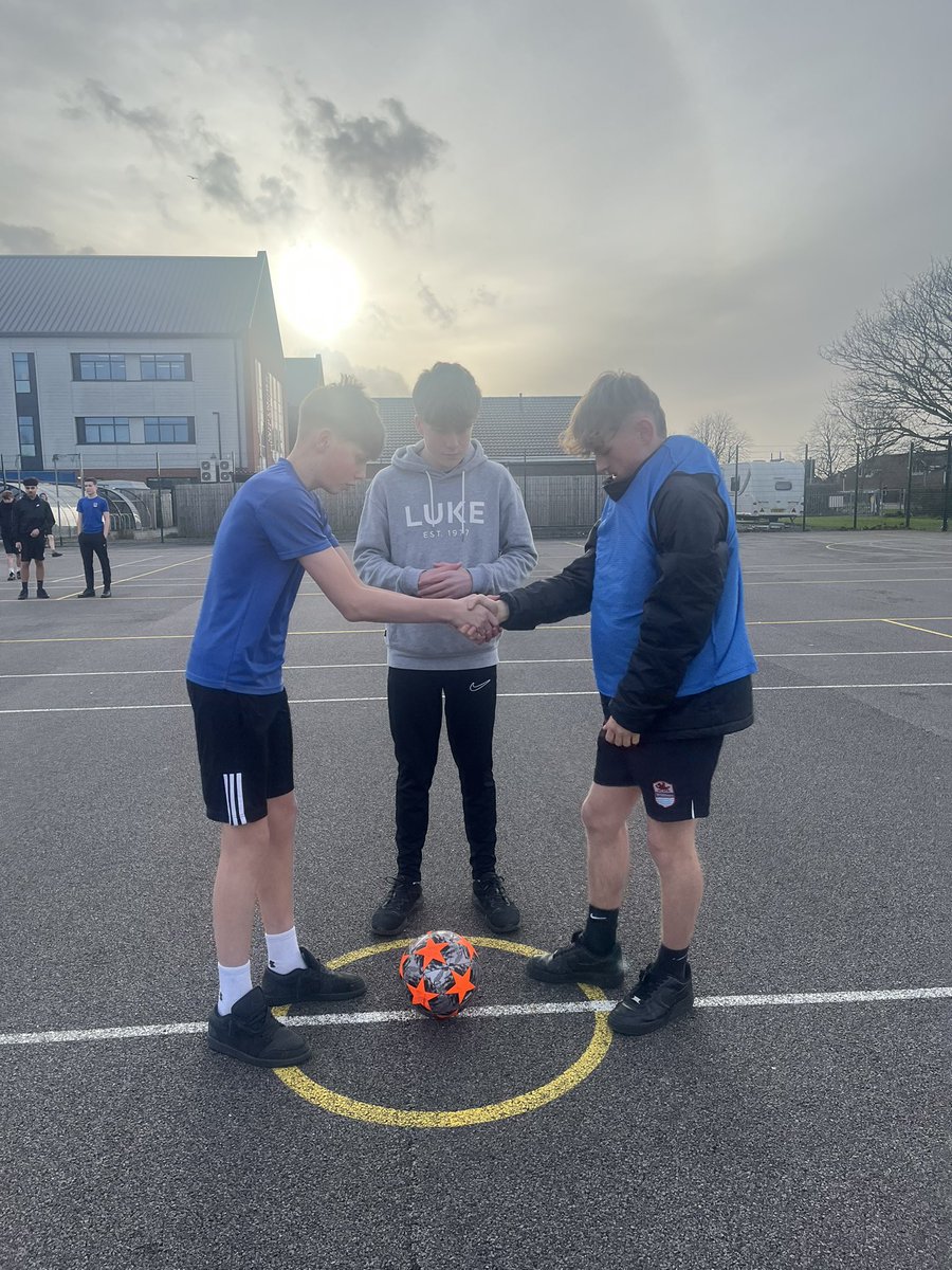 Whitmore High PE tweet media