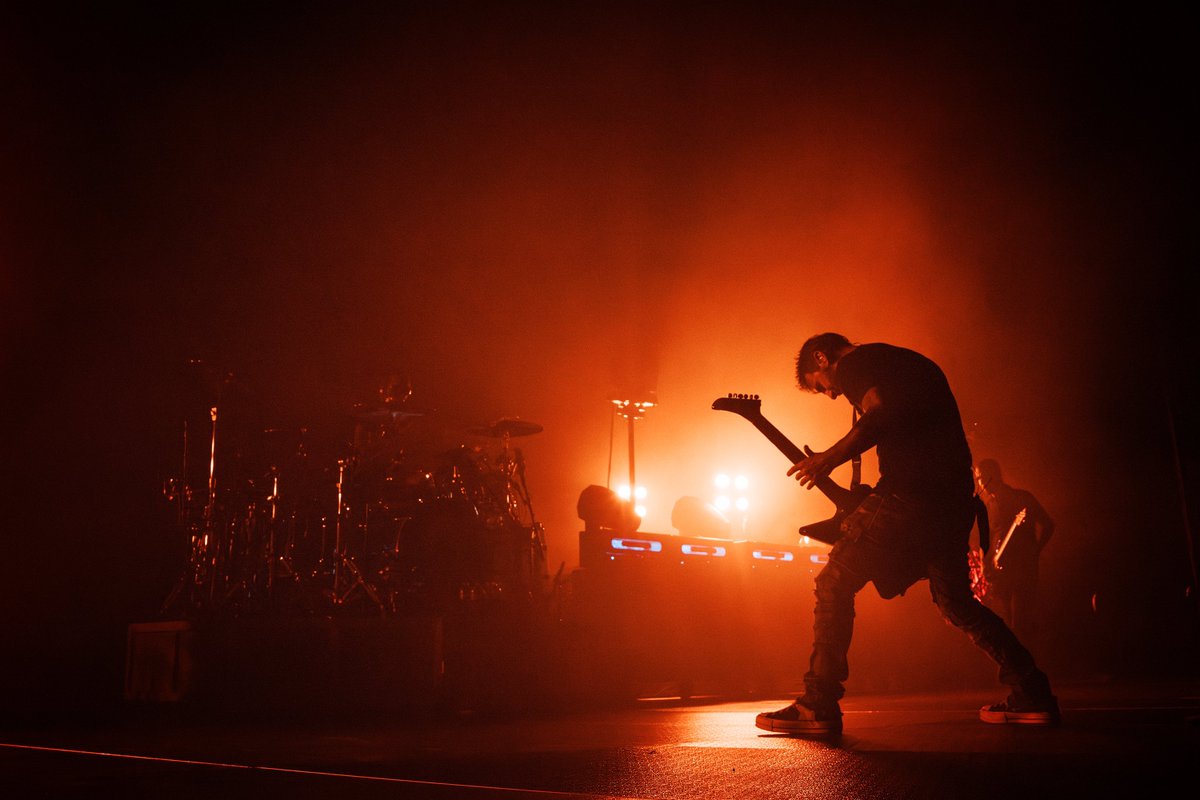 Godsmack tweet media