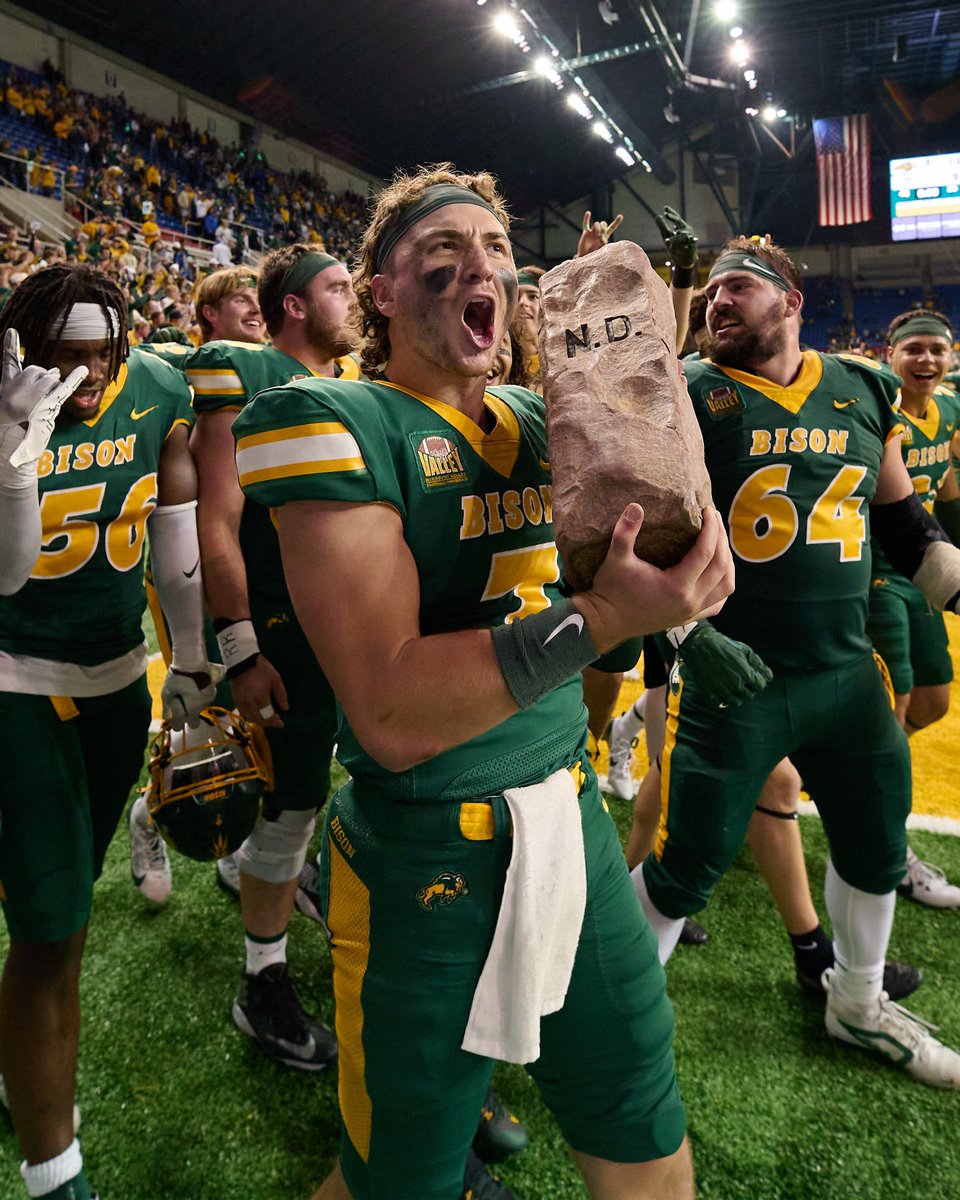 NDSUfootball's tweet image. Two times the fun at @NDSUmbb this week! 🏆🏆

NDSU Football will be recognized for its national championship during Thursday's men's basketball game.

The 2024 National Championship trophy and the Dakota Marker trophy will be available for photos on the concourse!