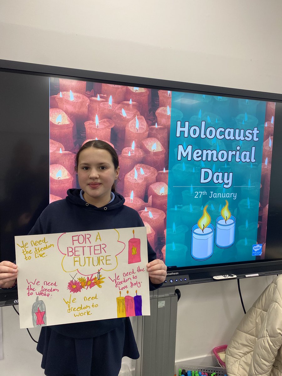 MrsHarveyStPat's tweet photo. Today we remembered ❤️ We then shared our hopes for a better future! 🙏🏻 #HolocaustMemorialDay @StPatricksPS15 https://t.co/70L6926T4f