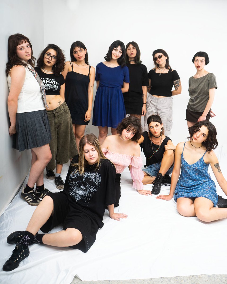 IZ revista tweet media