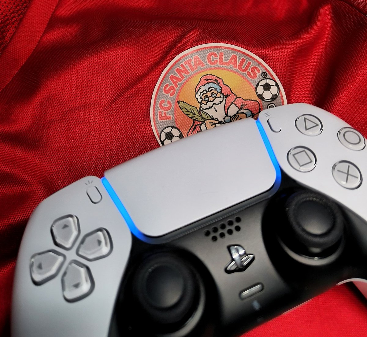 FC Santa Claus tweet media