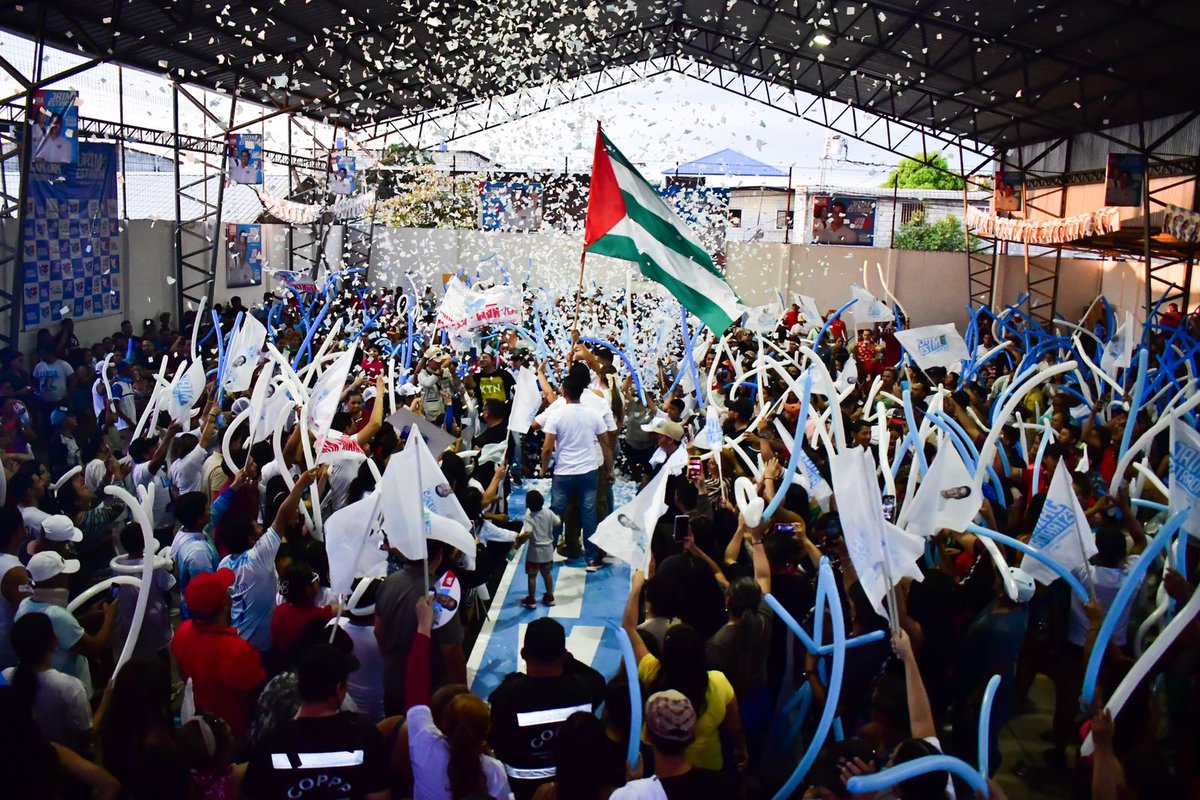 poderinfocal03's tweet image. #MANTA || ¡Casa completamente llena! Manta, continúa demostrando que es bastión de la Revolución Ciudadana y que en estas elecciones dará un voto abrumador a la alianza listas 5-72.