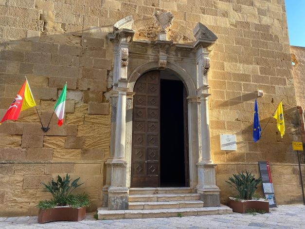 Mazara. Mercoledì (ore 17) torna in aula il consiglio comunale. 5 i punti all'ordine del giorno mazaranews.blogspot.com/2025/01/mazara…