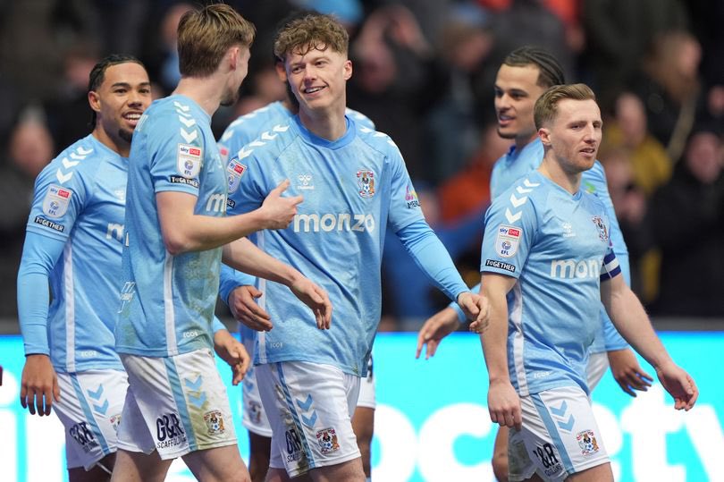 CalTalksNL's tweet photo. 🧵How Coventry City Beat Watford - Tactical Analysis

In this thread I take a look at how the Sky Blues beat Watford and the effect Frank Lampard is already having on the style of play etc. 

All RTs/Likes/Feedback is greatly appreciated - Enjoy. 

#PUSB https://t.co/5OOP4p6coM