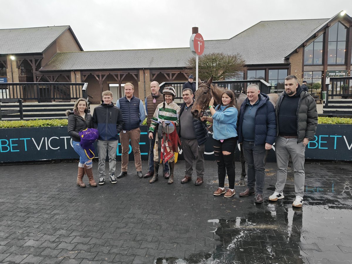 punchestownrace's tweet photo. THAT'S ME FINISHED 
Finishes the day off well to win the last for Noel Kelly &amp; @jody_mcgarvey https://t.co/fi0bUKAj1Q