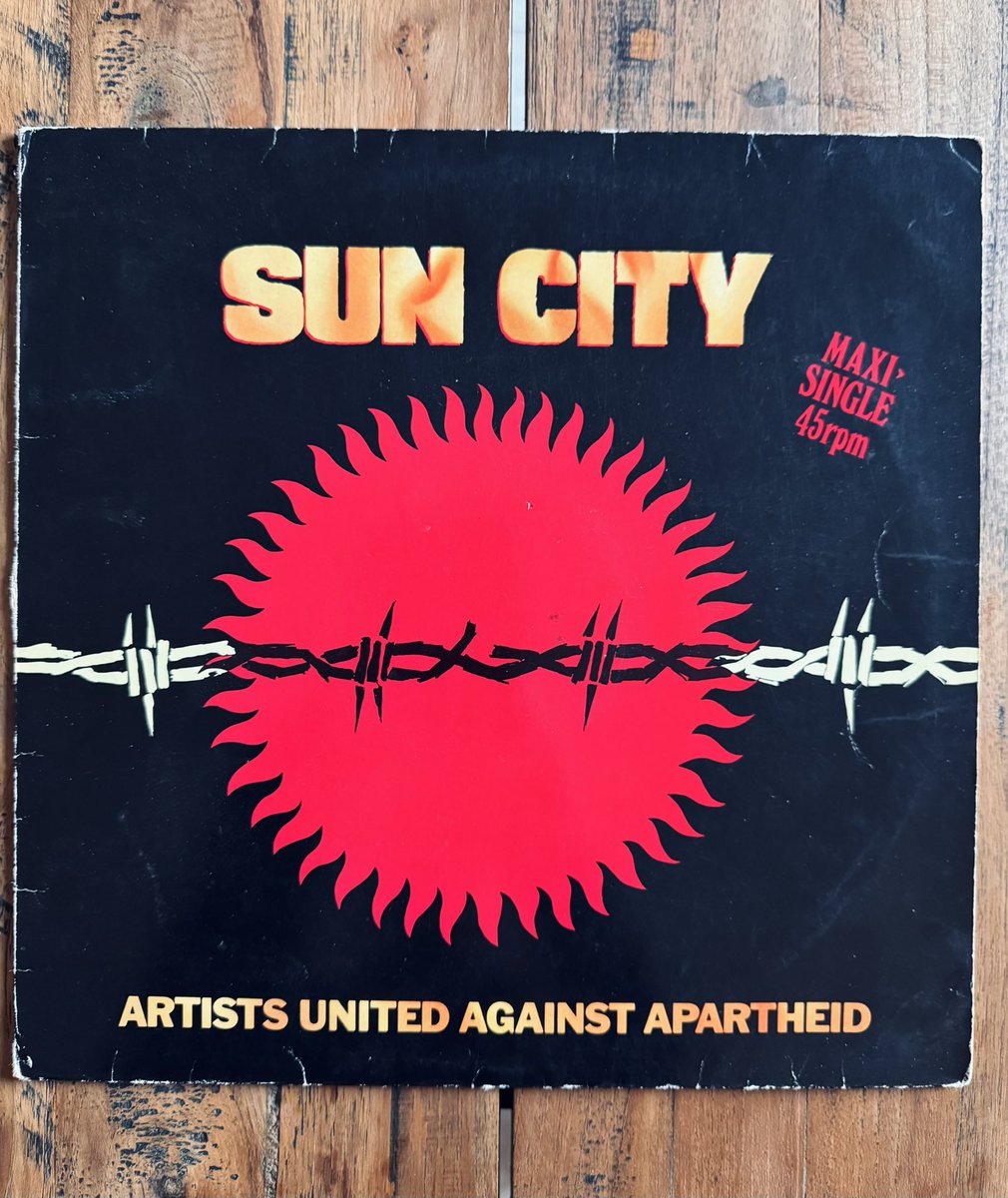 Belle Coone tweet media