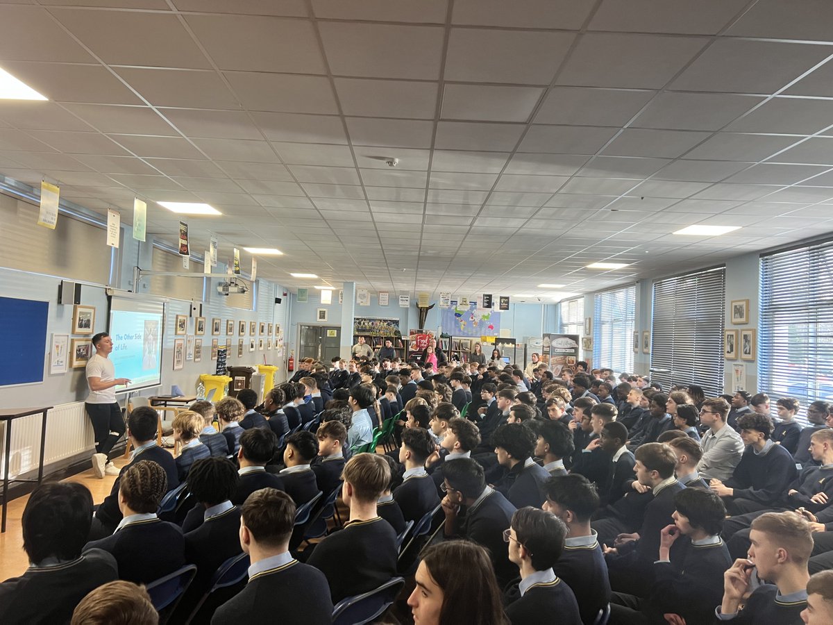 TYMoylePark's tweet photo. Today, 3rd,TY, 5th &amp; 6th Years @moylepark attended a powerful drug awareness talk with guest speaker Conor Harris. He shared his personal journey, highlighting the dangers of drug use, the struggles of addiction &amp; the hope of recovery. An insightful and impactful session for all. https://t.co/R6ESuRwxub