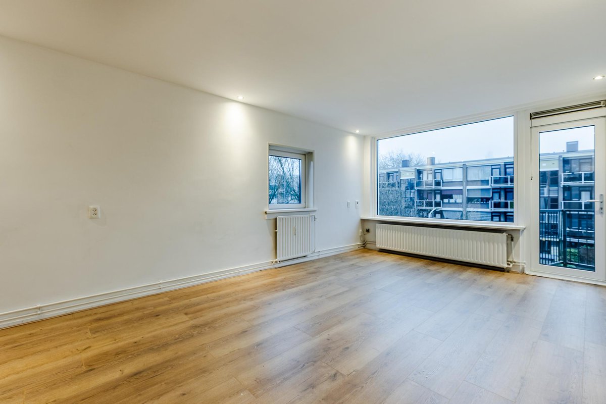 😍 NIEUW IN DE VERKOOP 😍 Modern en comfortabel wonen aan de Westerstraat 107 in Wormerveer 
 
 mve.to/MRkpoh9O8_ #deBreeMakelaardijZaanstad #NIEUW #Wormerveer