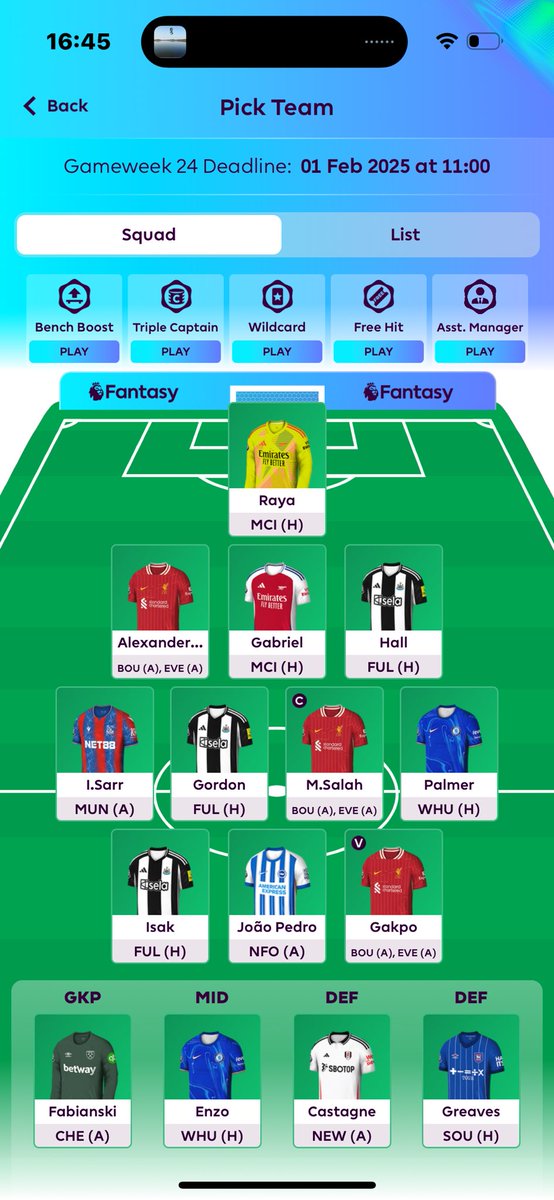 samlund93's tweet photo. @FPL_Armin What would you do here? 2FT https://t.co/pNDzLOU0iK