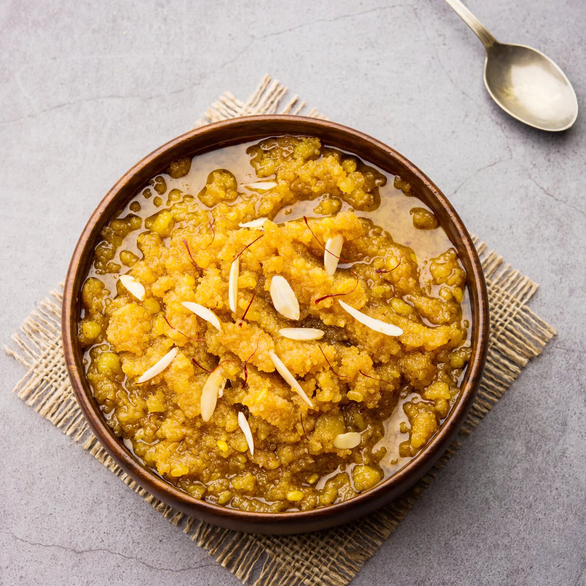 NDTVFood's tweet image. 10-Minute Moong Dal Halwa Recipe
food.ndtv.com/webstories/foo…
#moongdal #halwa #recipe