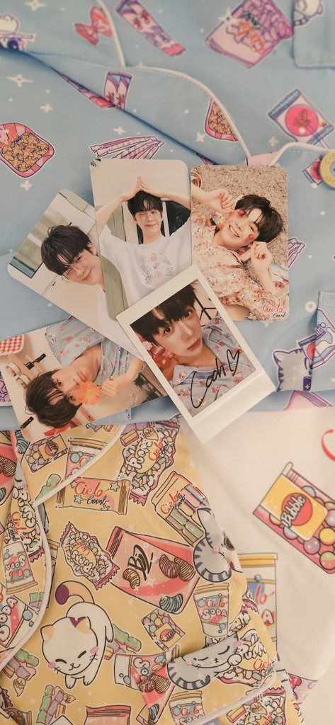 MoonHeart_13's tweet photo. I am so happy to receive my Cielo Bomb collection 😍. The material is so soft and so comfortable (I am in love ❤️). There is a great progress from the first collection Blooming to the newest collection Cielo Bomb and am happy to own it all💕 #cooheart 
@cielo__heart @cooheartt https://t.co/ewGERQYACk