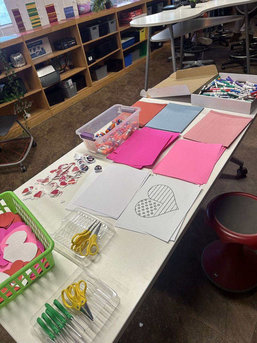 Ms. Deninno👩🏼💻👾 tweet media