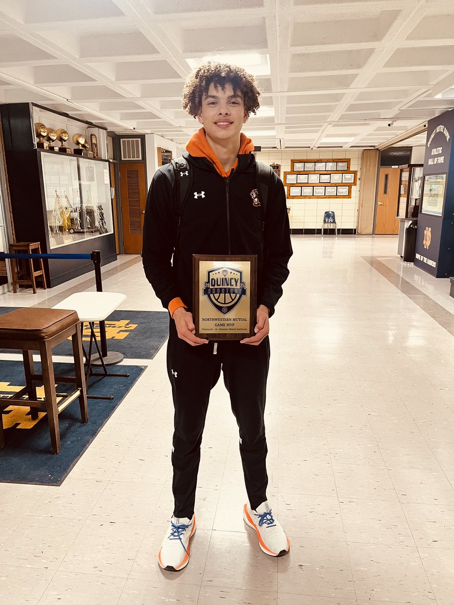 Coach Tate (@christa61322387) on Twitter photo <a href="/KeatonW34/">Keaton Wagler</a> 6’7 PG was named game MVP Friday night in SMNW win against Chaminade 76-69 at the Quincy Shootout!!
32pts3rebs
<a href="/metrosports_mk/">Metro Sports MoKan</a> <a href="/sportsinkansas/">Sports in Kansas</a> <a href="/SmnwHoops/">SMNW Hoops</a> #illini #QuincyShootout <a href="/KeatonW34/">Keaton Wagler</a> 6’7 PG was named game MVP Friday night in SMNW win against Chaminade 76-69 at the Quincy Shootout!!
32pts3rebs
<a href="/metrosports_mk/">Metro Sports MoKan</a> <a href="/sportsinkansas/">Sports in Kansas</a> <a href="/SmnwHoops/">SMNW Hoops</a> #illini #QuincyShootout