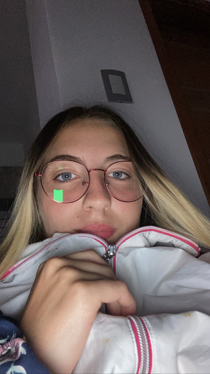 AwMandaBoo's tweet image. Soo bored rn, anyone to chat with? 
😪