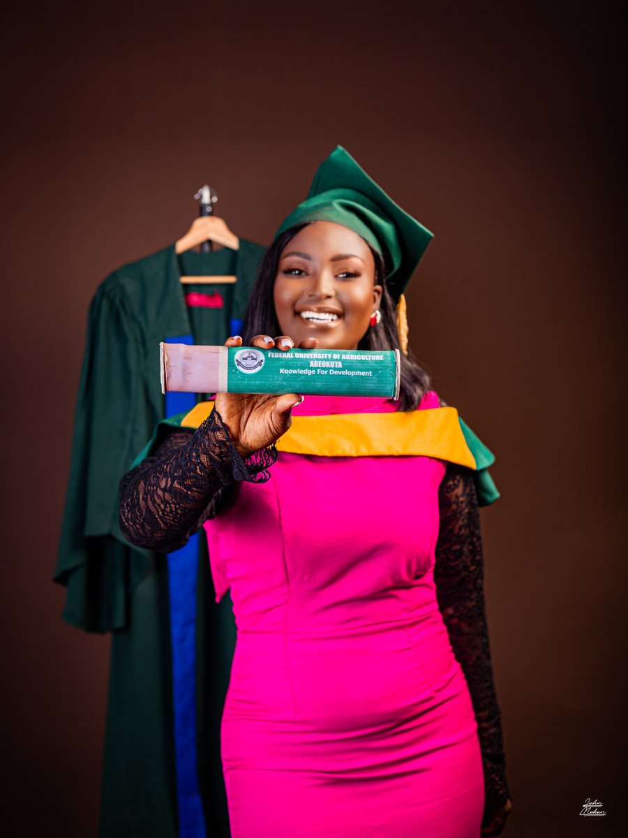 the_avoe's tweet photo. Finally!!!!

https://t.co/MeO6c3iYb8. Agricultural Extension and Rural Development
🎉

#funaab32ndconvocation #funaabgraduate #graduation https://t.co/vOJaqIYFrV