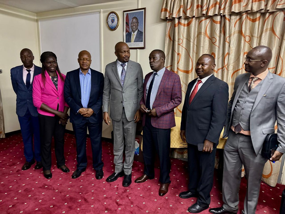 (5)To support this transition, the government will provide the necessary devices to ensure a seamless E-Hospital experience.