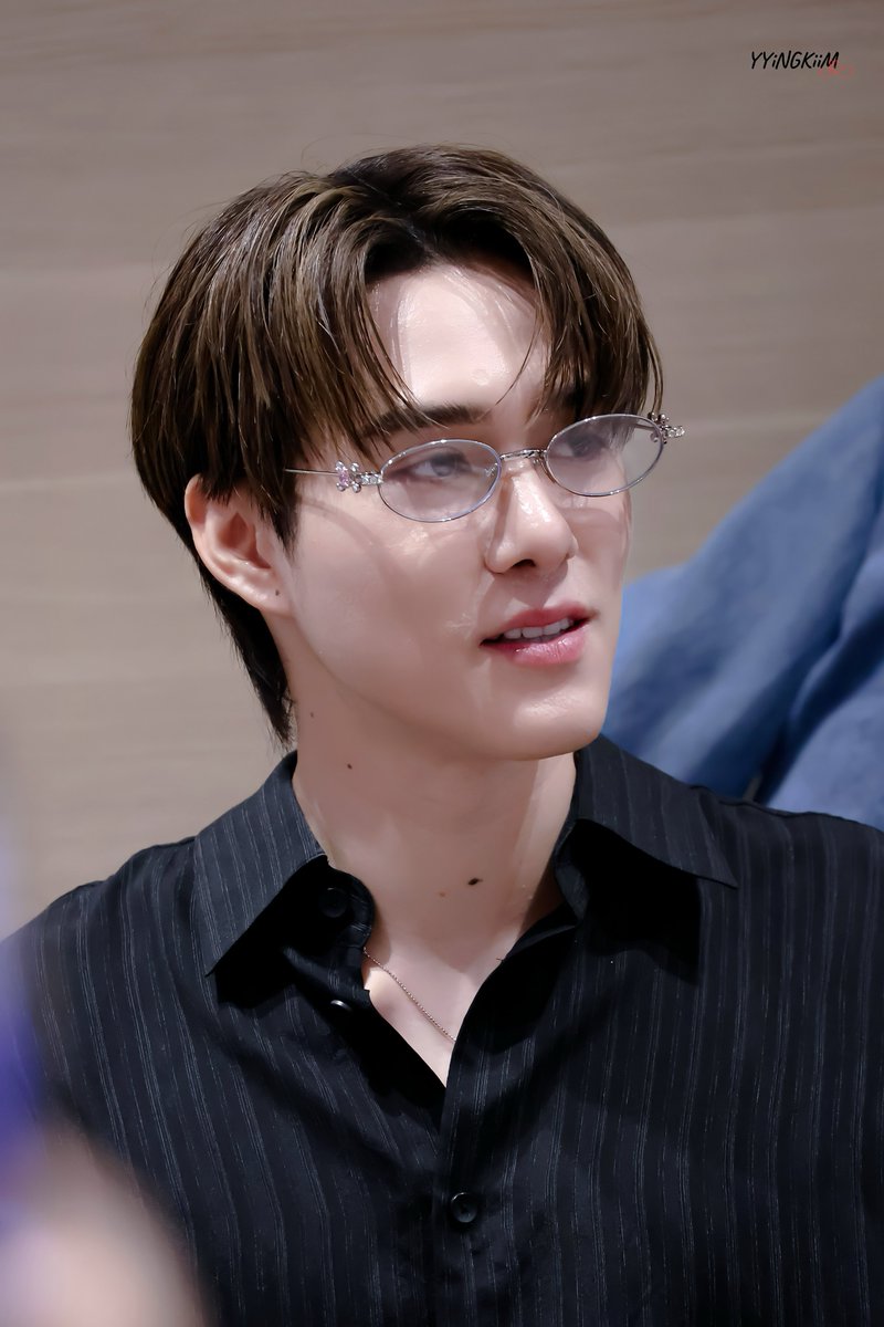 YyingKiim's tweet image. นานิลุคนี้ พี่พอเลยยยยย แพ้ตั้งแต่เดินเข้าประตูมา

FANSIGN WITH SKY-NANI
#สนามอ่านเล่น2025xSkyNani
#hirunkit_