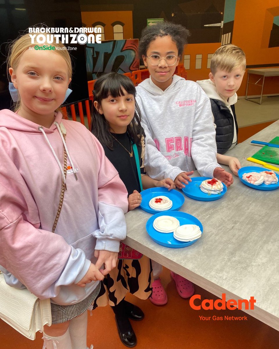 With support from <a href="/CadentGasLtd/">Cadent</a>, we are mastering more energy-saving recipes! Our Mini members have been busy baking delicious treats this weekend!🧁