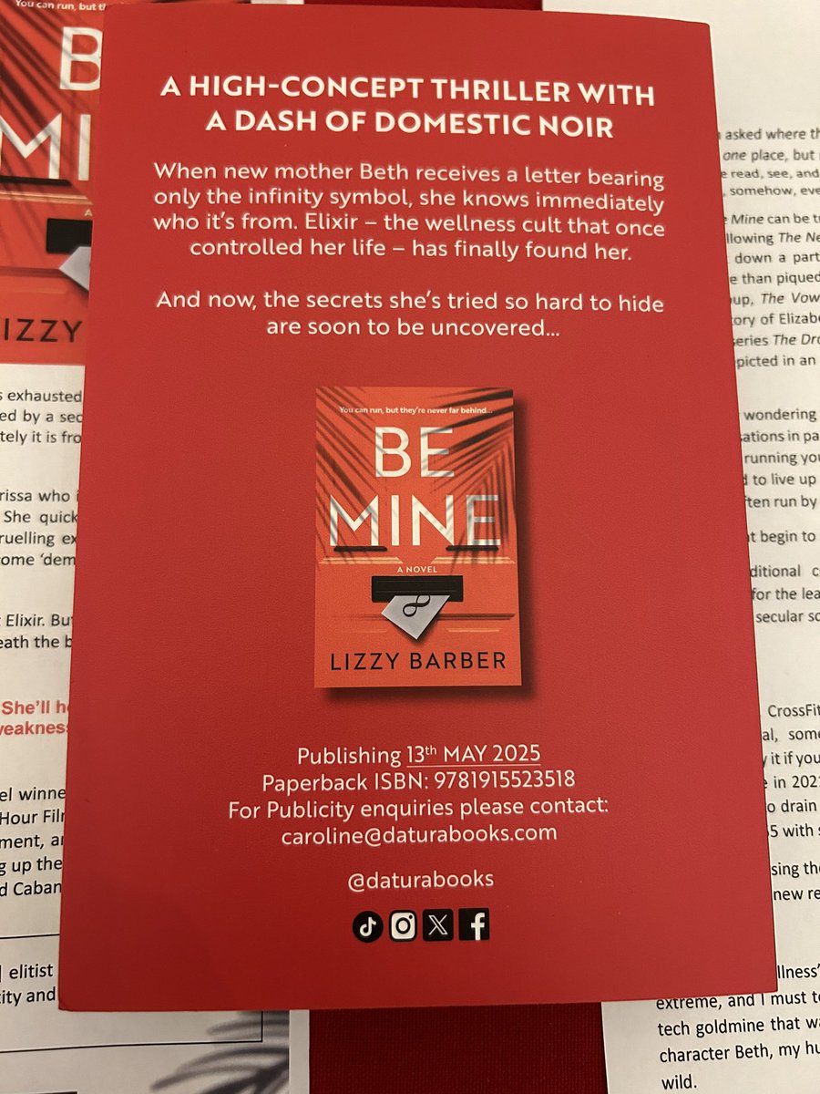 Jan_is_reading tweet media