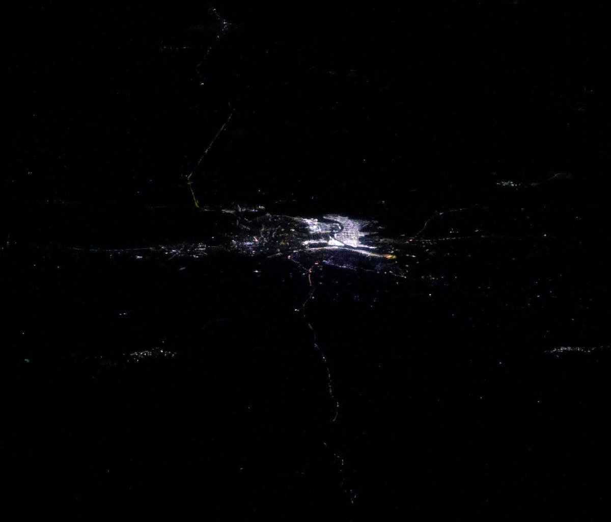 techieto's tweet image. 2025 #MahaKumbh Mela #Ganges River pilgrimage from the ISS at night. The largest human gathering in the world is well lit.
#MahaKumbh2025
#MahaKumbhMela2025
#Ganga
#triveni
