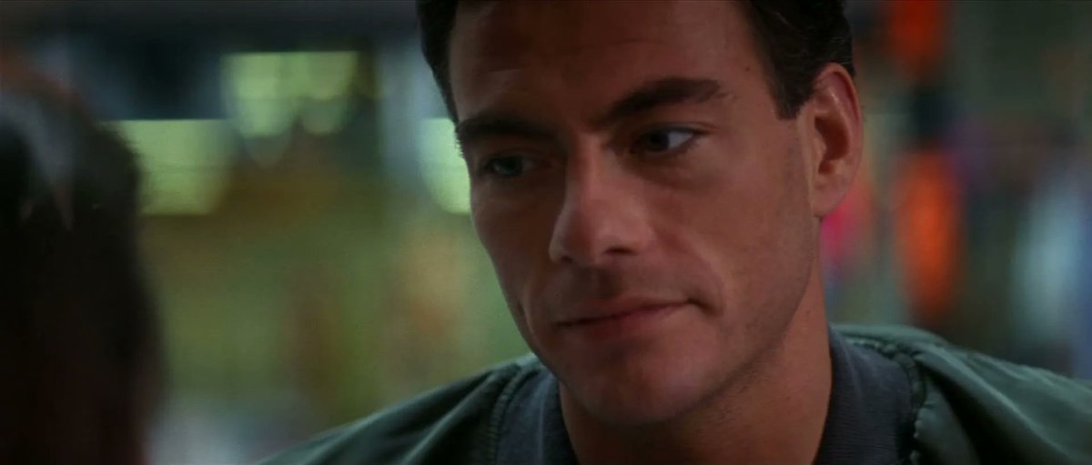 hdnumerique's tweet image. 🚨⚖️ #Timecop (1994) avec #JCVD arrive bientôt en #4K #UltraHD #Bluray. 👁️Une édition pointe le bout de son nez aux 🇺🇸 pour une disponibilité fin avril ! 🌟
ℹ️➡️hdnumerique.com/actualite/arti…
🔒Préparez-vous pour un nouveau choc temporel ! 🚨