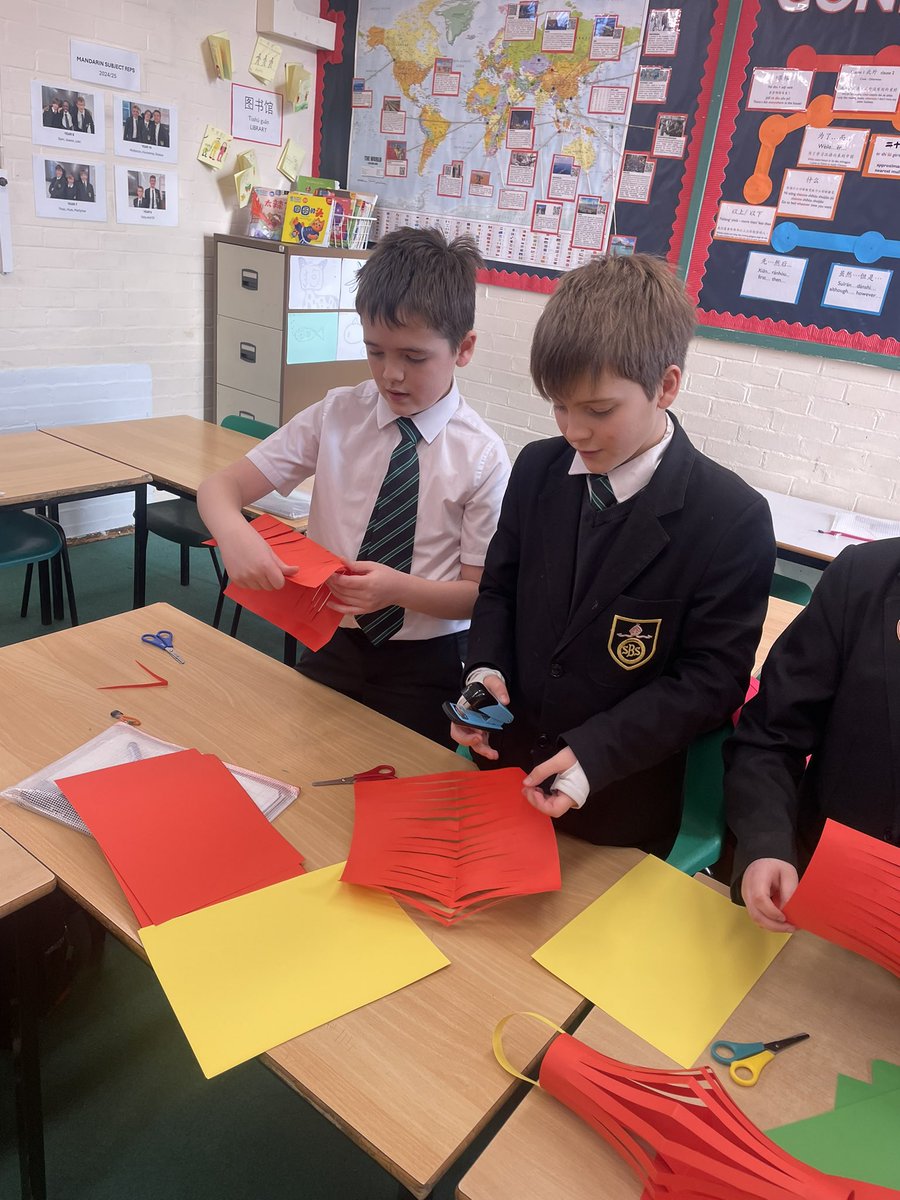 Mandarin at St Birinus School (@sbs_mandarin) on Twitter photo Our #ChineseNewYear celebration week is off to a flying start with our students creating paper lanterns, which will be used to decorate the canteen later this week! #YearOfTheSnake #SBSPride <a href="/GKKLeadership/">Dr Khan Leadership</a> <a href="/MEP_Excellence/">Mandarin Excellence Programme</a> Our #ChineseNewYear celebration week is off to a flying start with our students creating paper lanterns, which will be used to decorate the canteen later this week! #YearOfTheSnake #SBSPride <a href="/GKKLeadership/">Dr Khan Leadership</a> <a href="/MEP_Excellence/">Mandarin Excellence Programme</a>