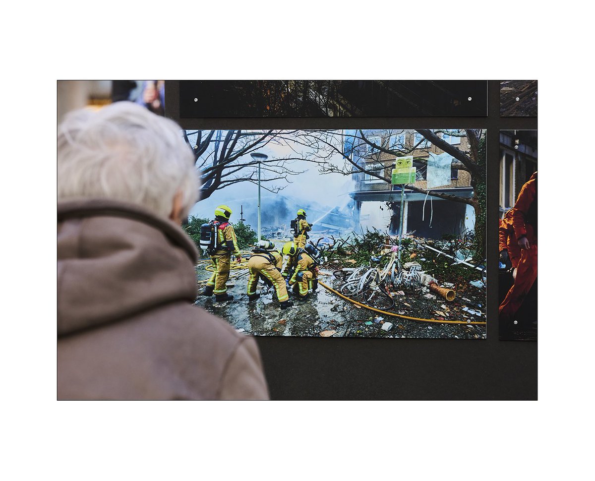 #stichtingnieuwsfoto #expo nog tot 31 januari 2025 te zien in het #atrium van het #stadhuis in #Denhaag  foto #tarwekamp #nicogarstmanphotography