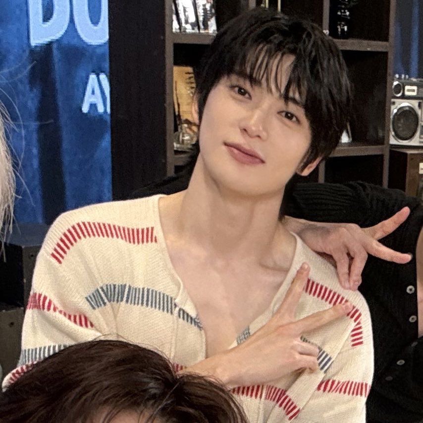 jAn_lxv's tweet image. 재현시 ｡◠‿◠｡