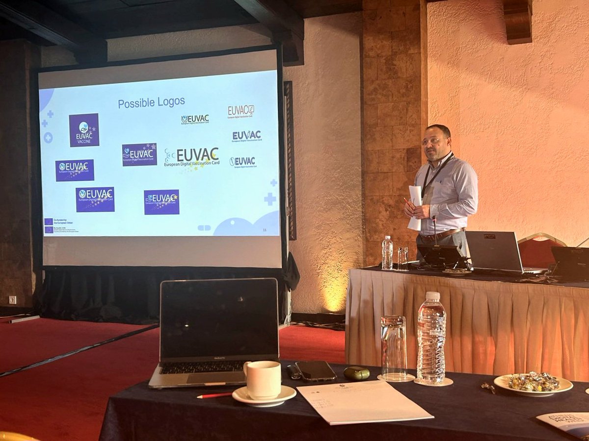 eHealthcy's tweet image. Εναρκτήρια συνάντηση των εταίρων του ευρωπαϊκού έργου #EUVAC στο πλαίσιο της #AthensDigitalHealthWeek2025.

👉 Ο Ανώτερος Λειτουργός της @eHealthcy, @_MariosNeofytou παρουσίασε τις  δράσεις του έργου που εποπτεύει η #ΕΑΗΥ, για την Ευρωπαϊκή Ψηφιακή Κάρτα Εμβολιασμού. 

👉 Η…