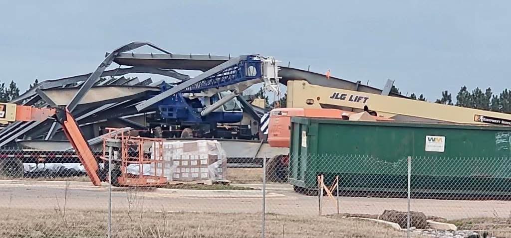 Simone Eli tweet media