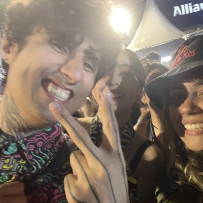 dottilizw's tweet image. #NovaFotoDePerfil amo vocês