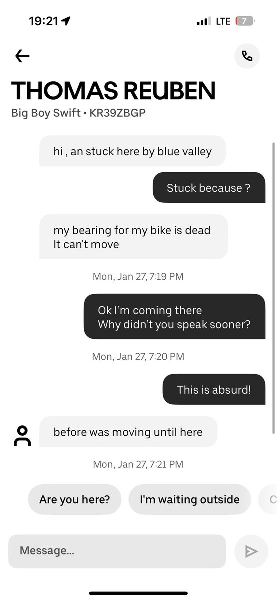 Thatdollkitkat's tweet photo. @UberEats @Uber_RSA your drivers are pathetic https://t.co/llWrZJQDtn