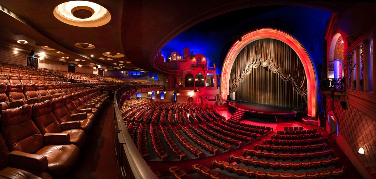 If you're in XR I recommend attending next week's Experience Vision conference in Paris!

I'll be there, along with 80+ speakers, from
🇺🇸Meta, Snap, HTC, AWE
🇪🇺Inversive, HABS, VRRoom, Louvre Museum, Dassault, Air France, Chanel, Ubisoft &amp; a guest from the 🇫🇷 AI community ✨