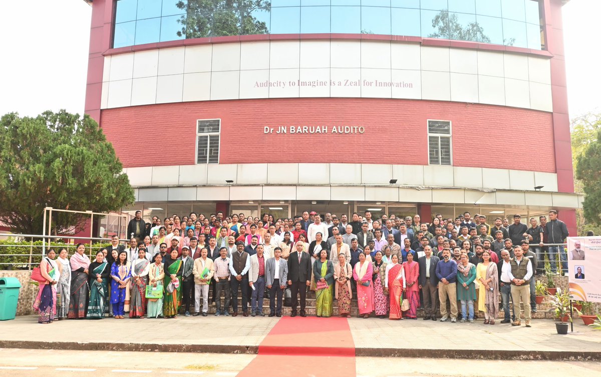 Dr. Jitendra Singh inaugurated the North East Aroma Conclave 2025 held at CSIR-NEIST which has been graced by a host of dignitaries like Dr (Mrs) N Kalaiselvi, DG CSIR &amp; Secy, DSIR, Dr. V M Tiwari, Director CSIR-NEIST, Ravi Kota, Chief Secy Govt of Assam and many more